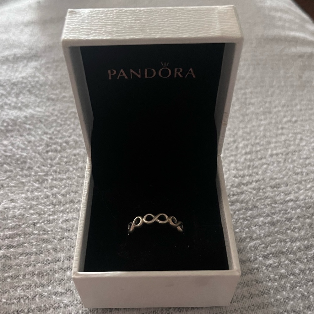 Pandora Infinite Shing Ring